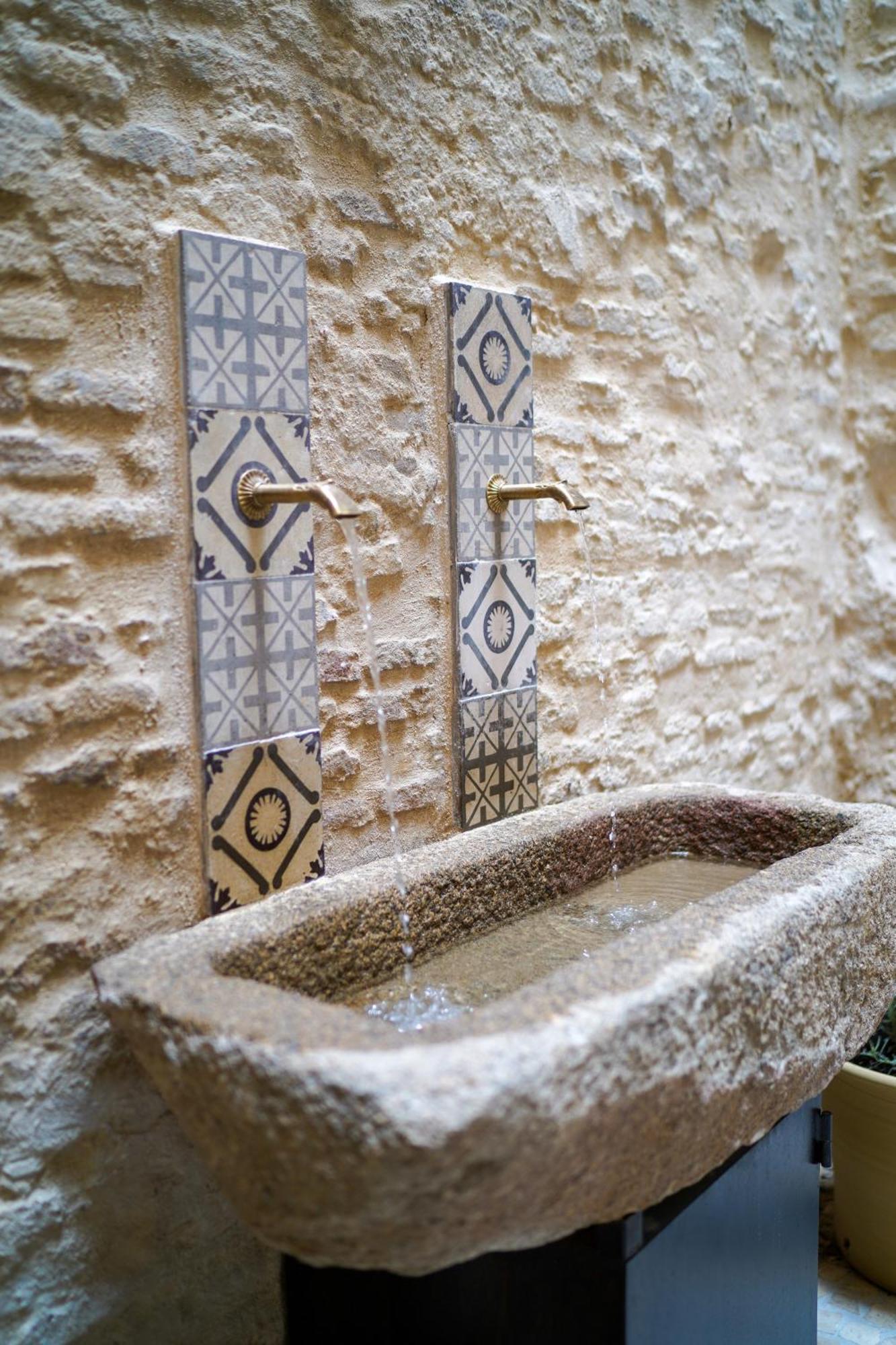Fuente Cathedral Sevilla エクステリア 写真